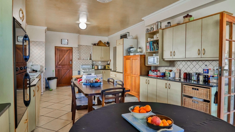 5 Bedroom Property for Sale in Kleinbaai Western Cape